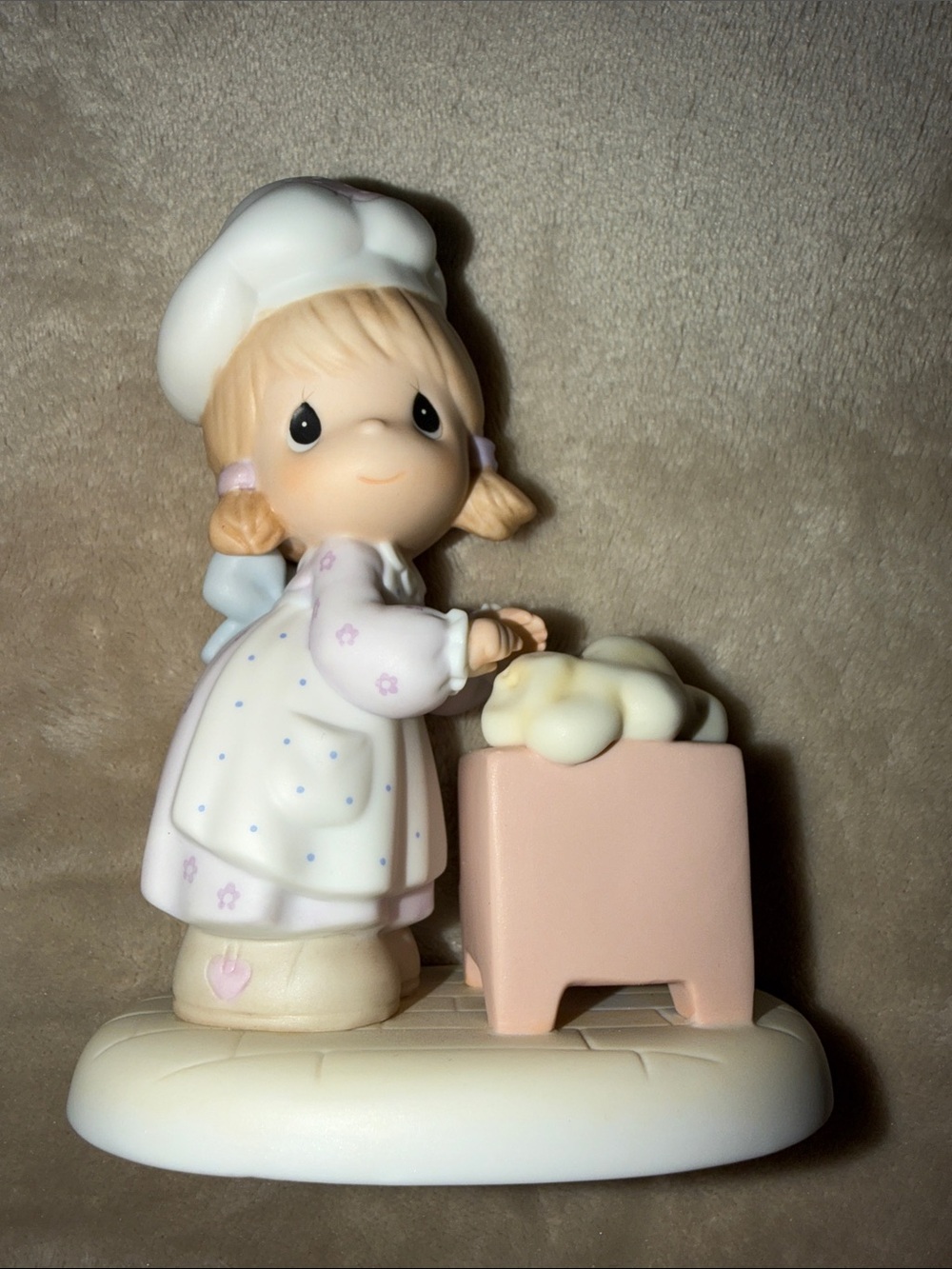 Precious Moments Enesco “We knead you Grandma” porcelain figurine